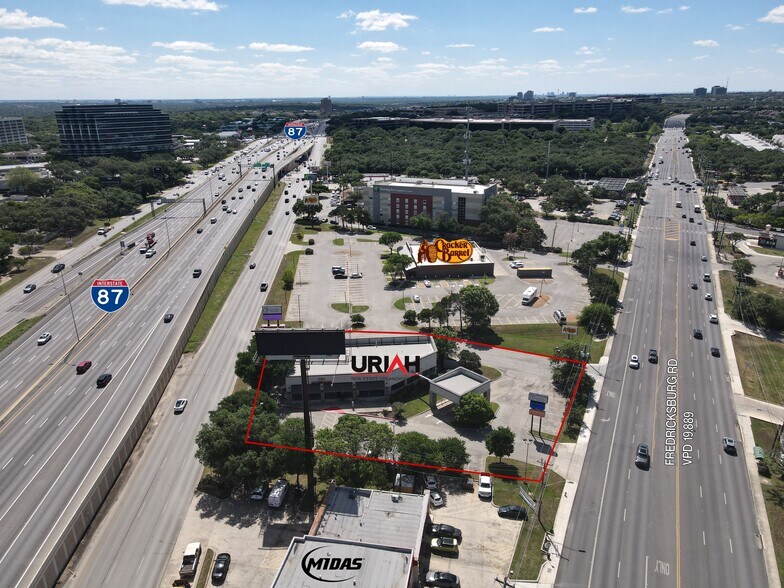 More Photos Of 11040 W IH-10, San Antonio Restaurant For Lease