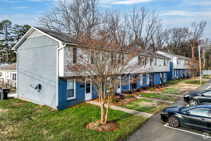 More Photos Of 421 Honeywood Ave, Charlotte Apartments For Sale