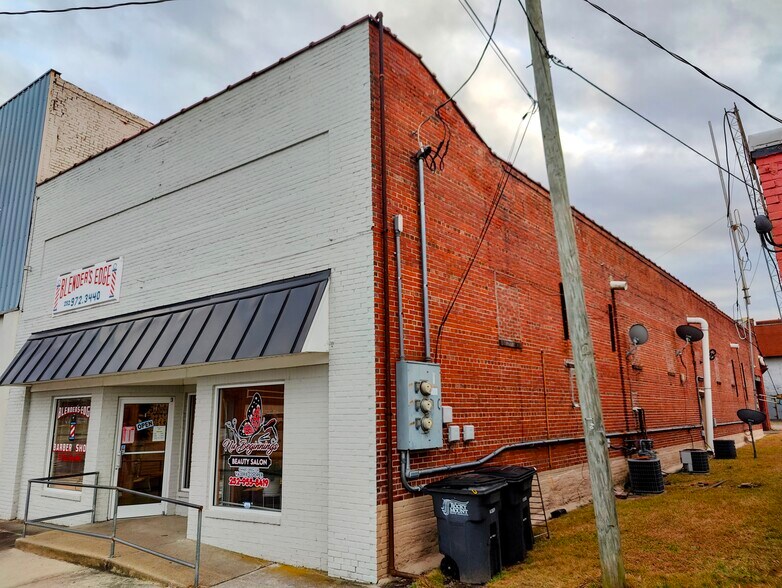 Primary Photo Of 105 Marigold St, Rocky Mount General Retail For Sale