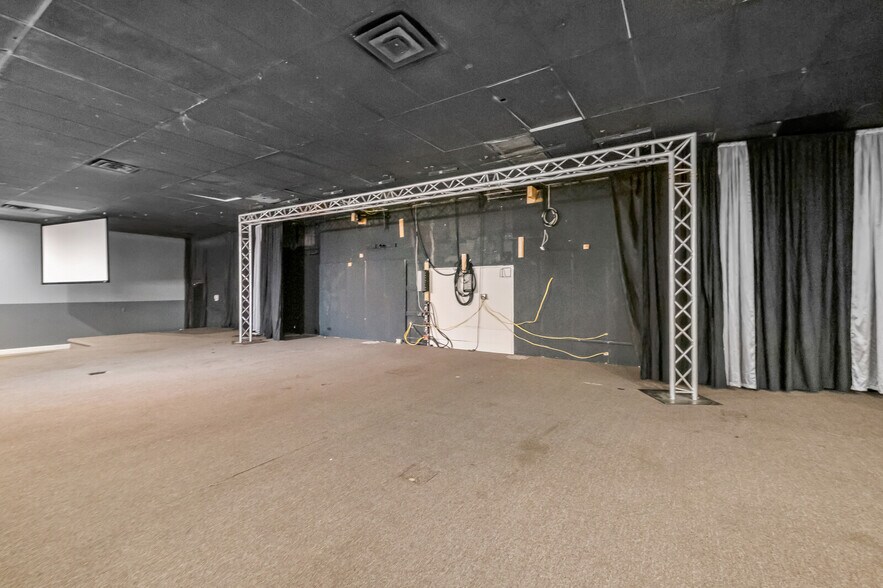 More Photos Of 814 E Cherokee Ave, Sallisaw Religious Facility For Sale