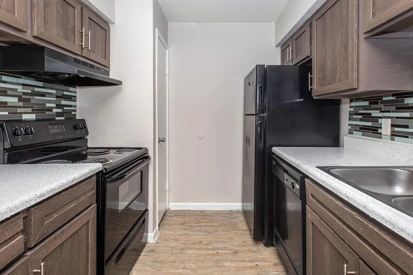 More Photos Of 9402 Synott Rd, Houston Apartments For Sale