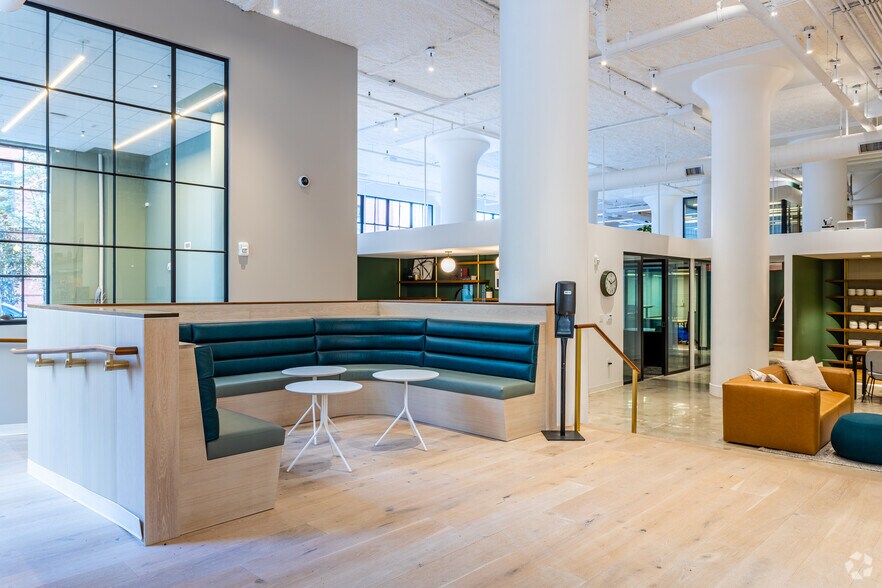 More Photos Of 630 NW 14th Ave, Portland Office For Sale