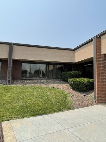 More Photos Of 11312 Davenport St, Omaha Office For Lease