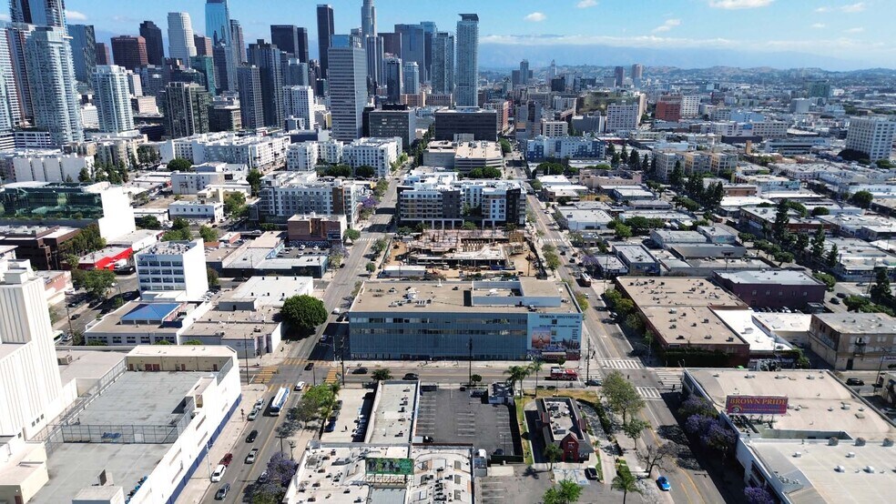 More Photos Of 1525 S Broadway, Los Angeles Manufacturing For Lease