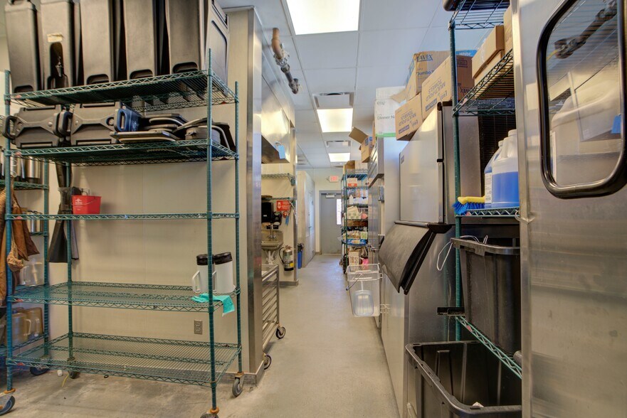 More Photos Of 640 Braves Blvd NE, Rome General Retail For Sale