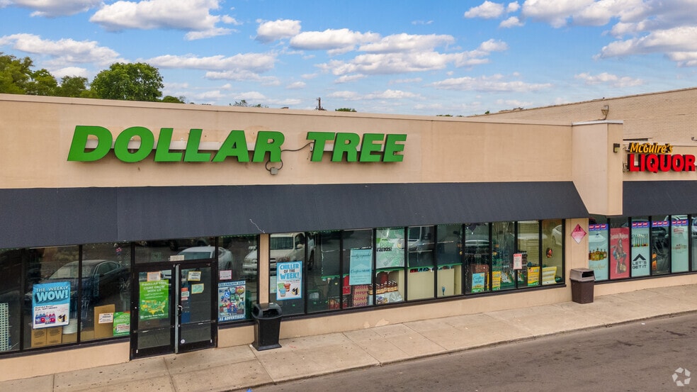 More Photos Of 4141-4255 N Main St, Dayton Unknown For Lease