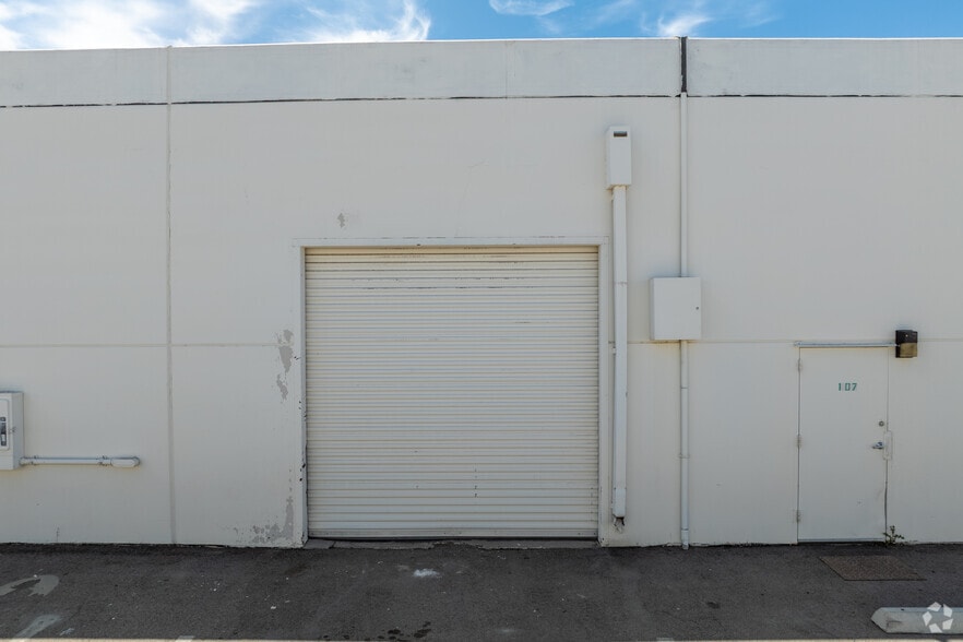 More Photos Of 3955 E Speedway Blvd, Tucson Unknown For Lease