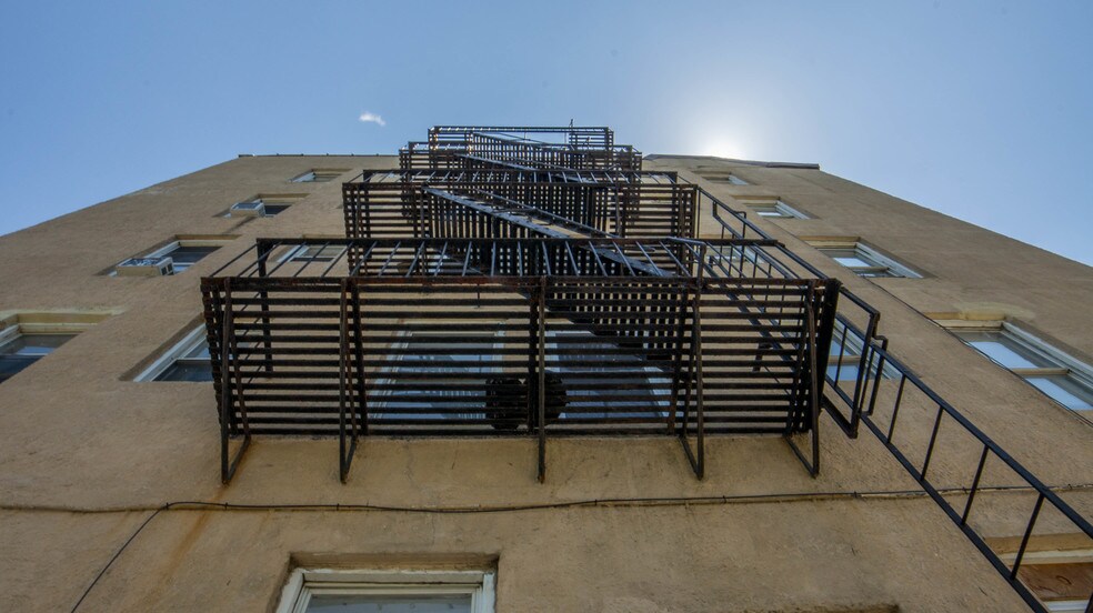 More Photos Of 29 Avon Pl, Staten Island Apartments For Sale