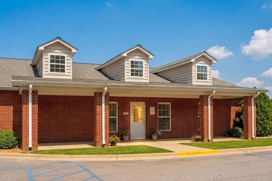 More Photos Of 1450 Jones Dairy Rd, Jasper Medical For Sale