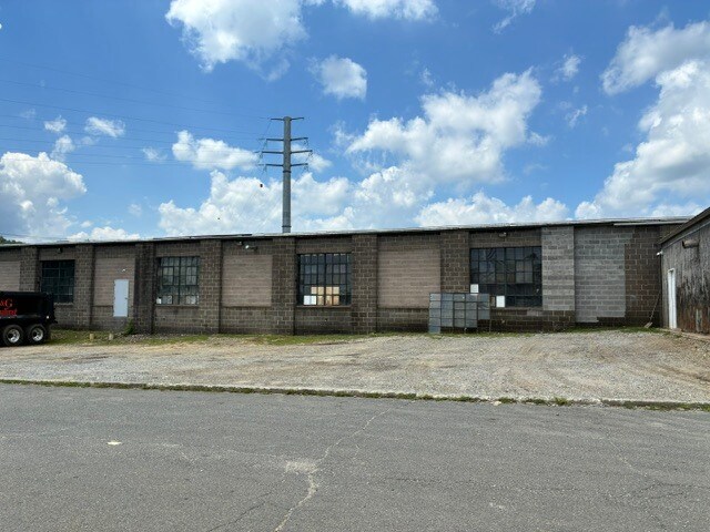 More Photos Of 257 Roosevelt Dr, Derby Manufacturing For Lease