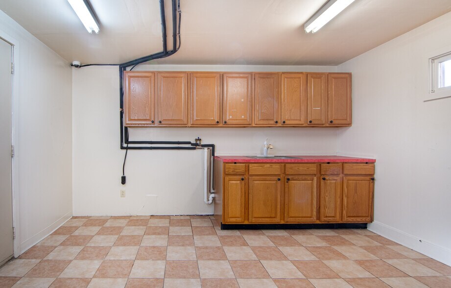 More Photos Of 500 N Pike Rd, Sarver Office Residential For Sale