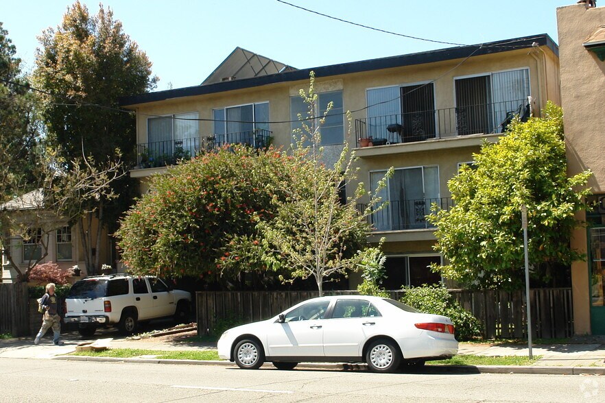 Primary Photo Of 2732 Martin Luther King Jr Way, Berkeley Apartments For Sale