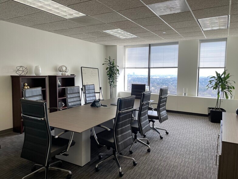 More Photos Of 1175 Peachtree St NE, Atlanta Office For Lease