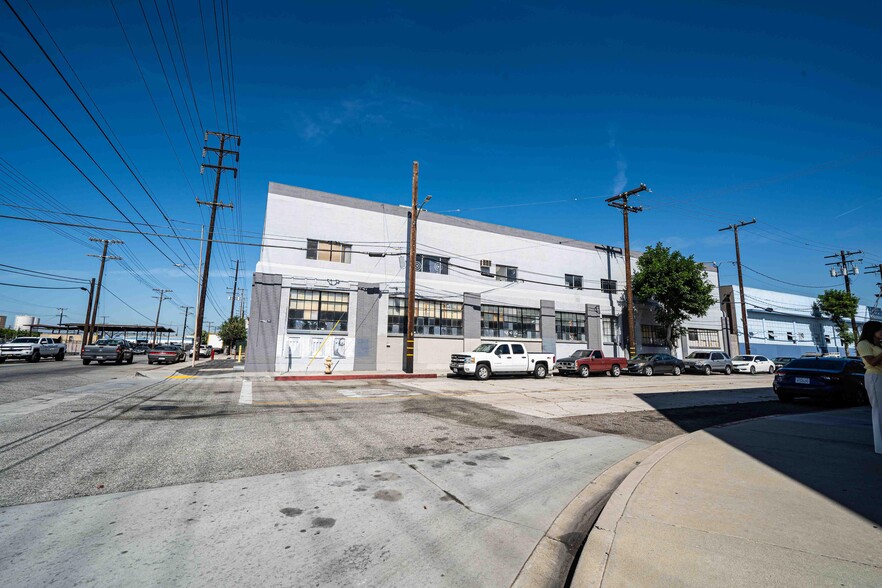 More Photos Of 4383 Fruitland Ave, Vernon Manufacturing For Sale