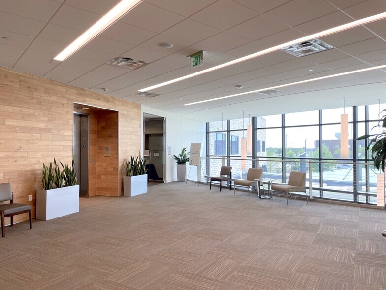 More Photos Of 7300 Eldorado Pky, McKinney Medical For Lease
