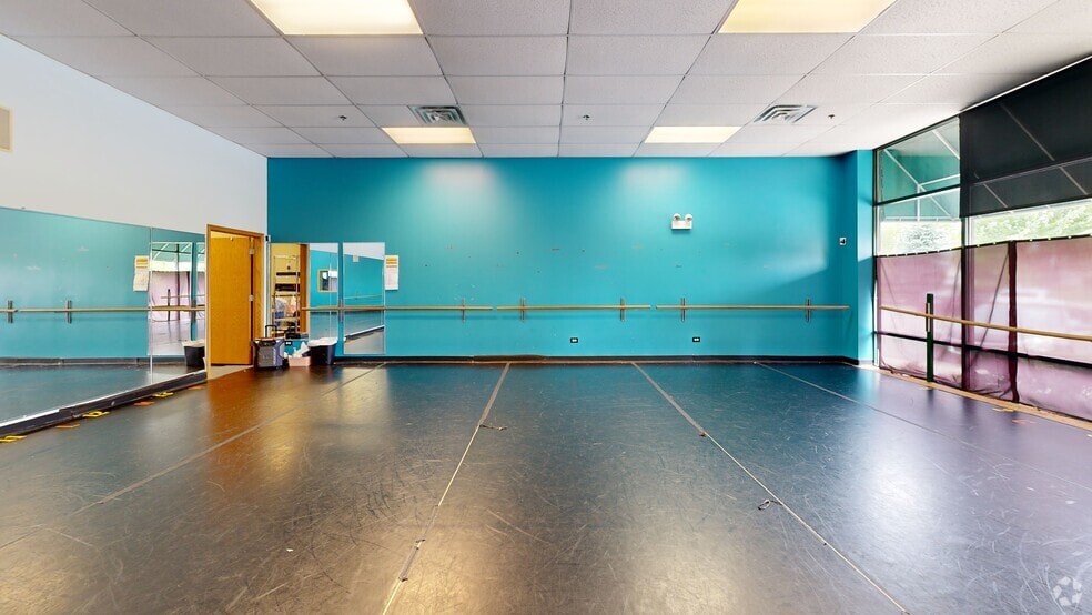 Primary Photo Of 2351-2499 Lincoln Hwy, New Lenox Unknown For Lease
