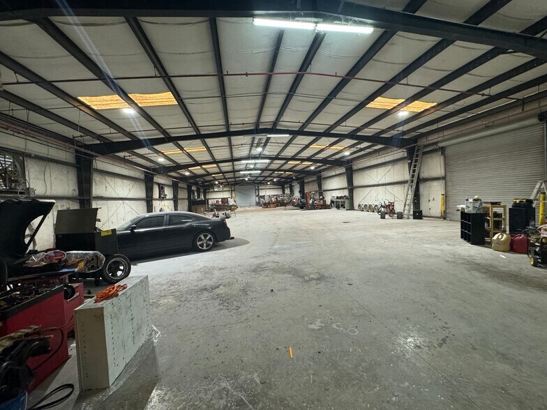 More Photos Of 5470 I 55 S, Byram Warehouse For Sale