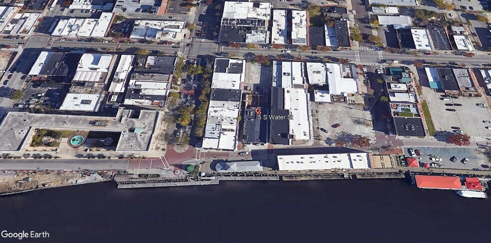 More Photos Of 5 S Water St, Wilmington Office For Lease