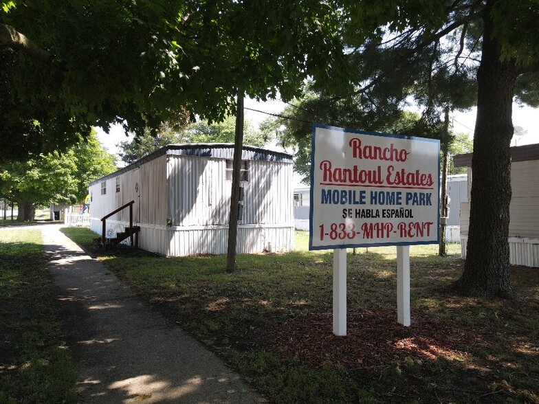 More Photos Of 1 Mahoning Ave, Rantoul Multifamily For Sale