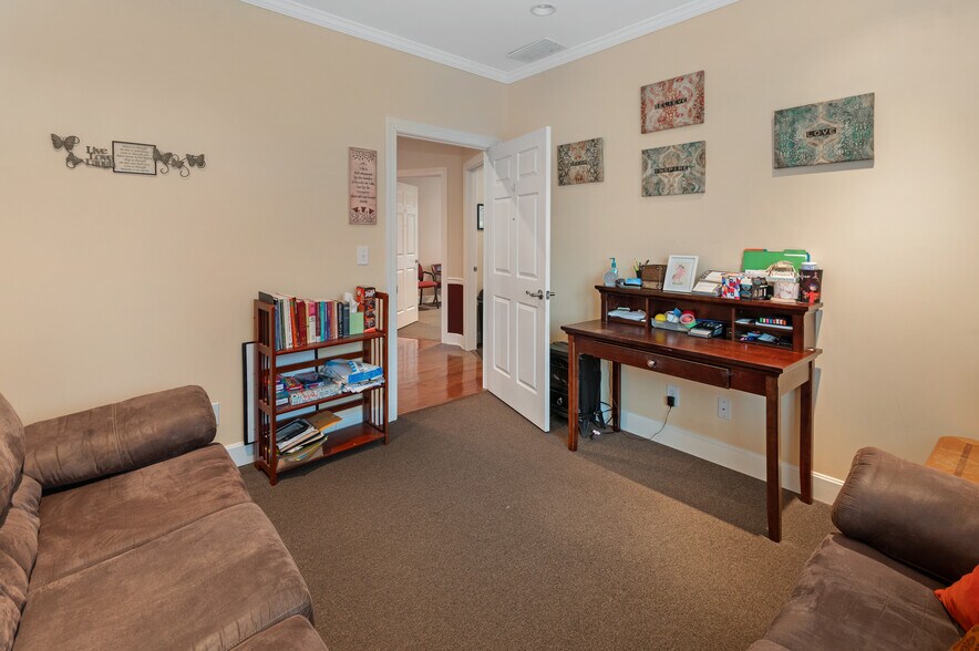 More Photos Of 815 John Harper Rd, Shepherdsville Office For Sale