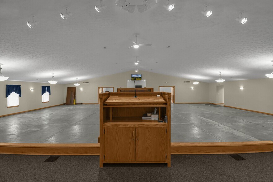 More Photos Of 2598 E Smiley Ave, Shelby Religious Facility For Sale