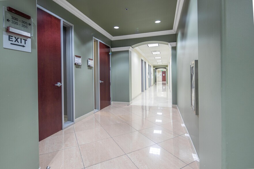 More Photos Of 113 Waterworks Way, Irvine Medical For Lease