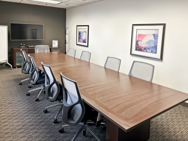 More Photos Of 200 NE Missouri Rd, Lee's Summit Coworking Space