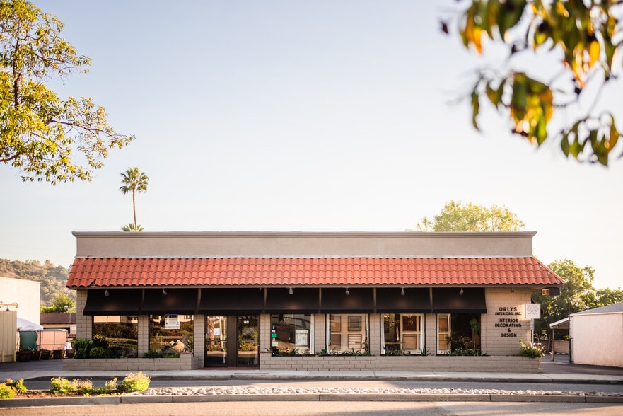 Primary Photo Of 230-236 E Route 66, Glendora Freestanding For Lease