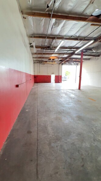 More Photos Of 2416 Whipple Rd, Hayward Auto Dealership For Lease