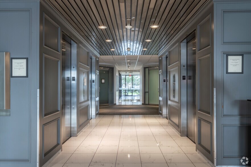 More Photos Of 14405 Walters Rd, Houston Office For Lease