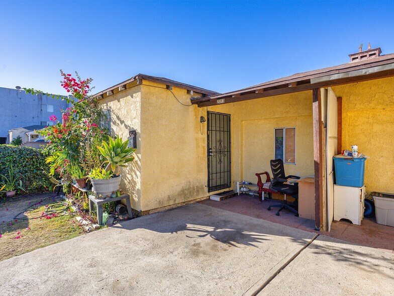More Photos Of 2309 N Niagara St, Burbank Land For Sale