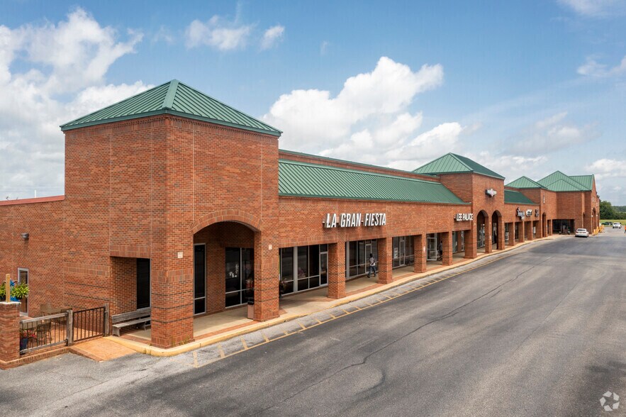 Primary Photo Of 9730-9770 Highway 69 S, Tuscaloosa Storefront For Lease