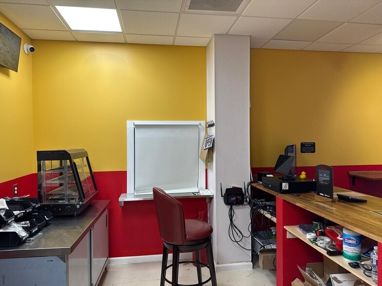 More Photos Of 4820 Augusta Rd, Garden City Freestanding For Lease