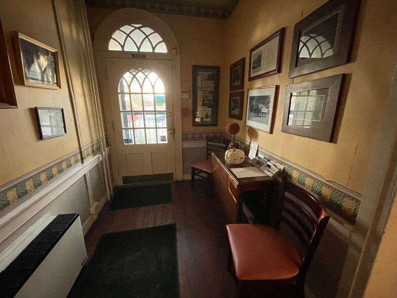 More Photos Of 298 Old Bowers Rd, Mertztown Restaurant For Sale