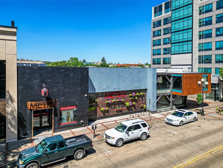 More Photos Of 856-888 Willamette St, Eugene General Retail For Lease