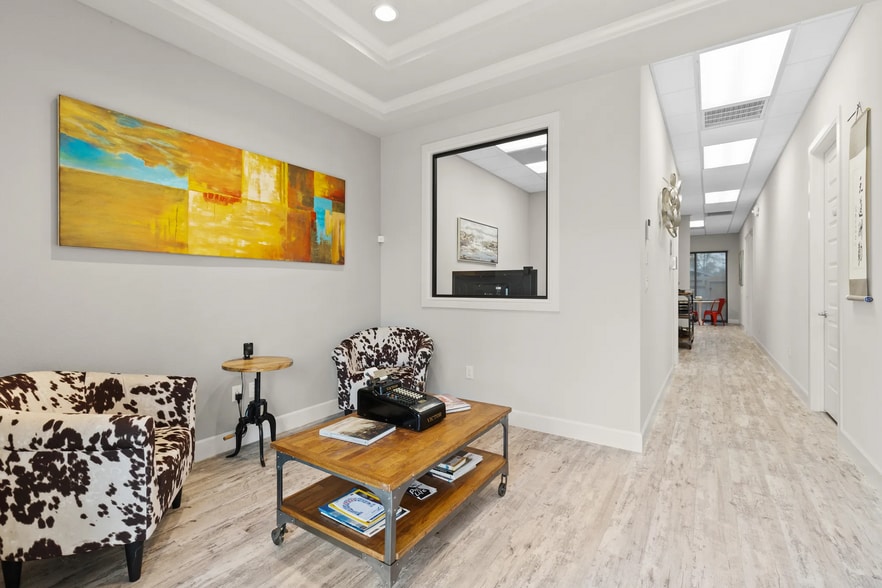 More Photos Of 28789 Hardin Store Rd, Magnolia Office For Sale