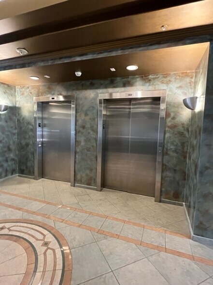 More Photos Of 2400 Freeman Mill Rd, Greensboro Office For Sale