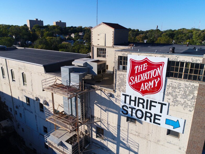 More Photos Of 2501 Center St, Omaha Warehouse For Sale