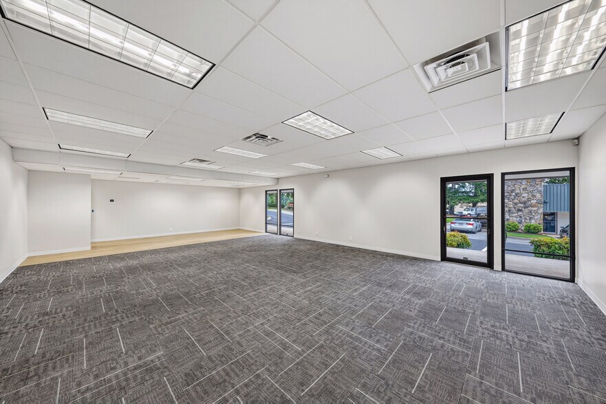 More Photos Of 2801 Clearview Pl, Doraville Office For Sale
