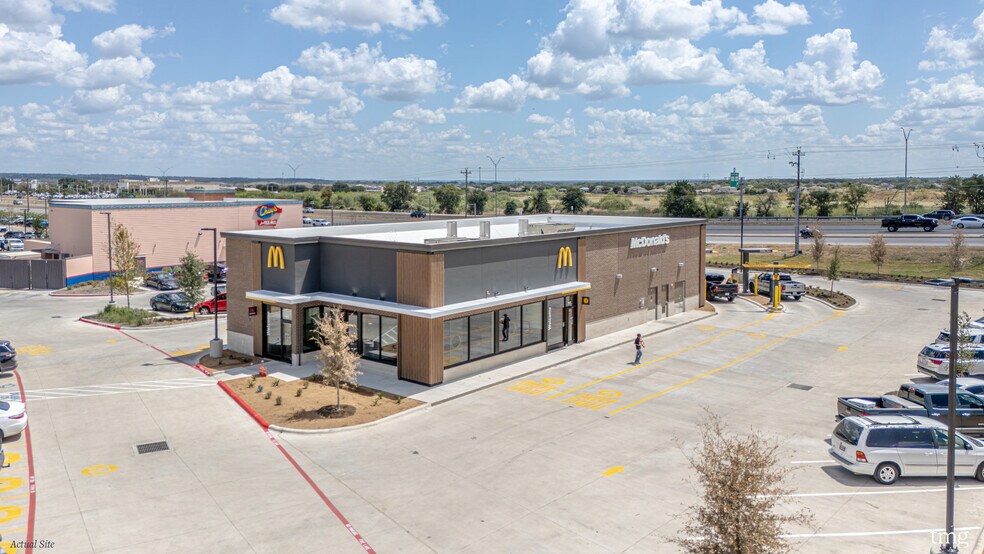 More Photos Of 917 W State Highway 71, Bastrop Fast Food For Sale