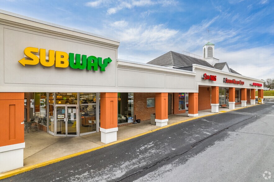 More Photos Of 604-710 E Main St, Waynesboro Unknown For Lease