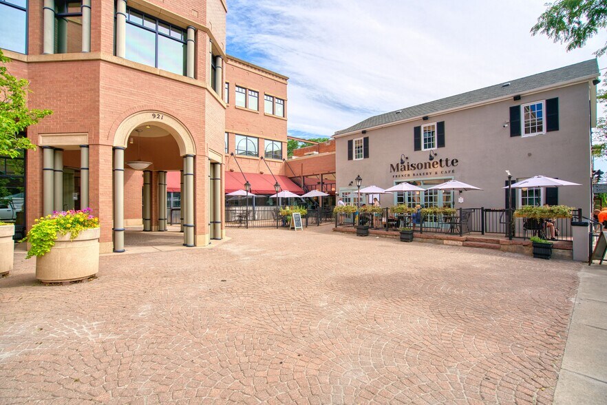 More Photos Of 921 Walnut St, Boulder Office For Lease