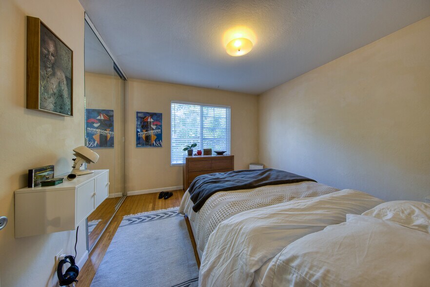More Photos Of 1670 Hayes St, San Francisco Apartments For Sale