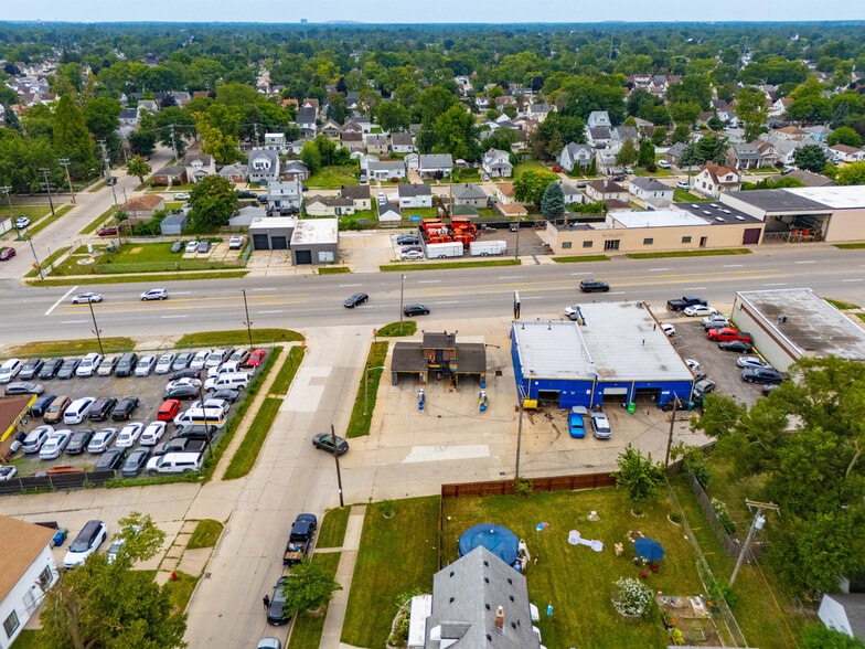 More Photos Of 636 Southfield Rd, Lincoln Park Carwash For Sale