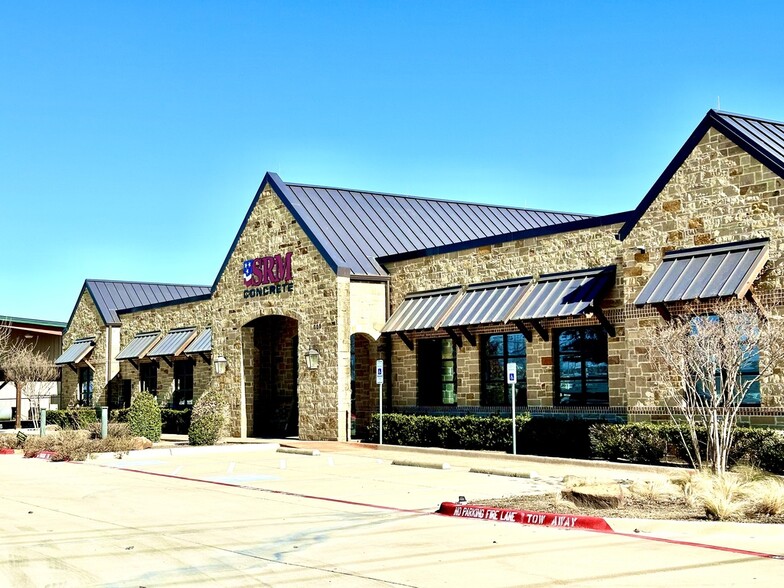 Primary Photo Of 700 Katy Rd, Keller Office For Sale