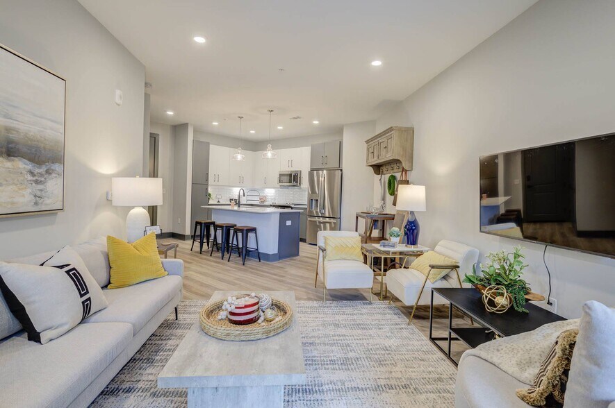 More Photos Of 352 S Walker St, Cary Apartments For Lease