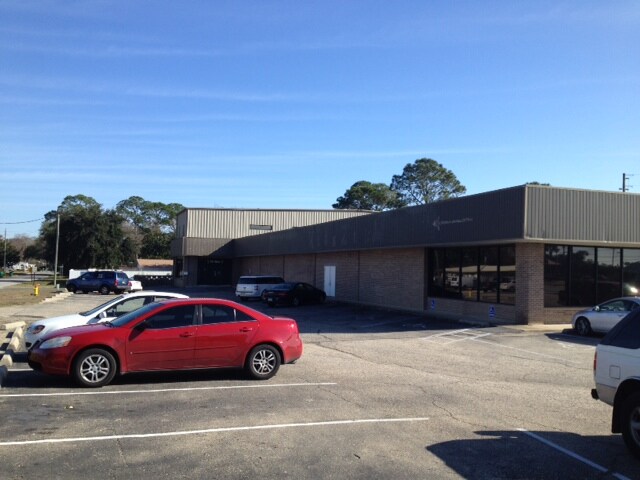 More Photos Of 481 Mary Esther Blvd, Mary Esther Freestanding For Lease