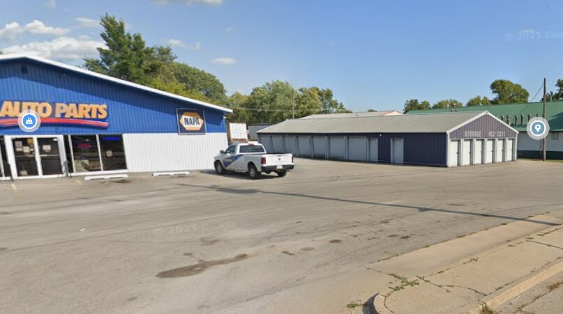 More Photos Of 713 N Monroe St, Abingdon Auto Repair For Sale