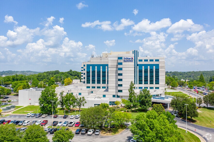 More Photos Of 5651 Frist Blvd, Hermitage Medical For Lease