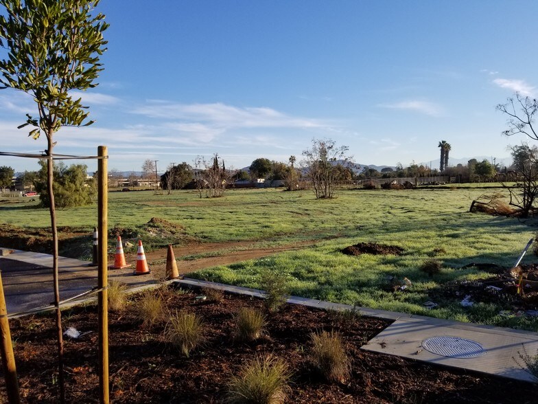 More Photos Of Bellgrave Ave & Etiwanda Ave @ Etiwanda Ave, Jurupa Valley Land For Lease